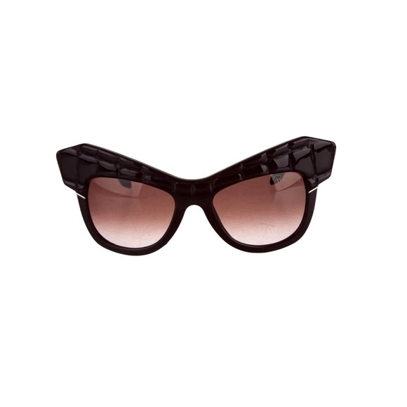 Violey ROBERTO CAVALLI Cat Eye Sunglasses with purple tinted lenses. main image 6